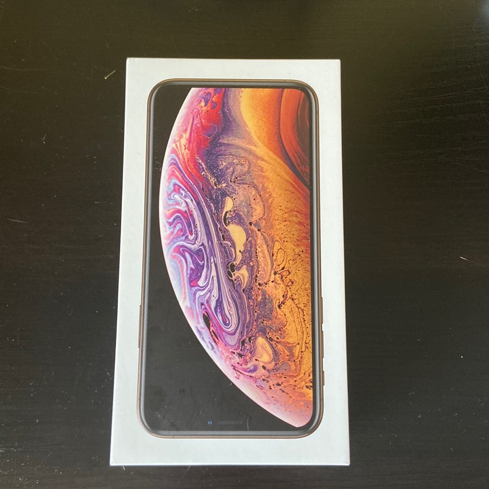 iPhone Box